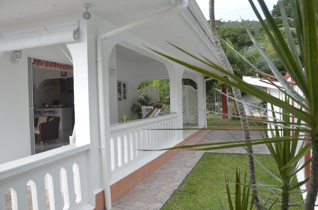 Ixora Anse Royale